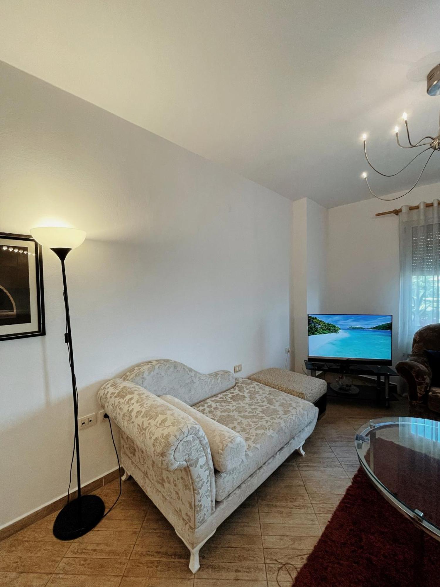 Lovely Apartment Tirana Exterior photo