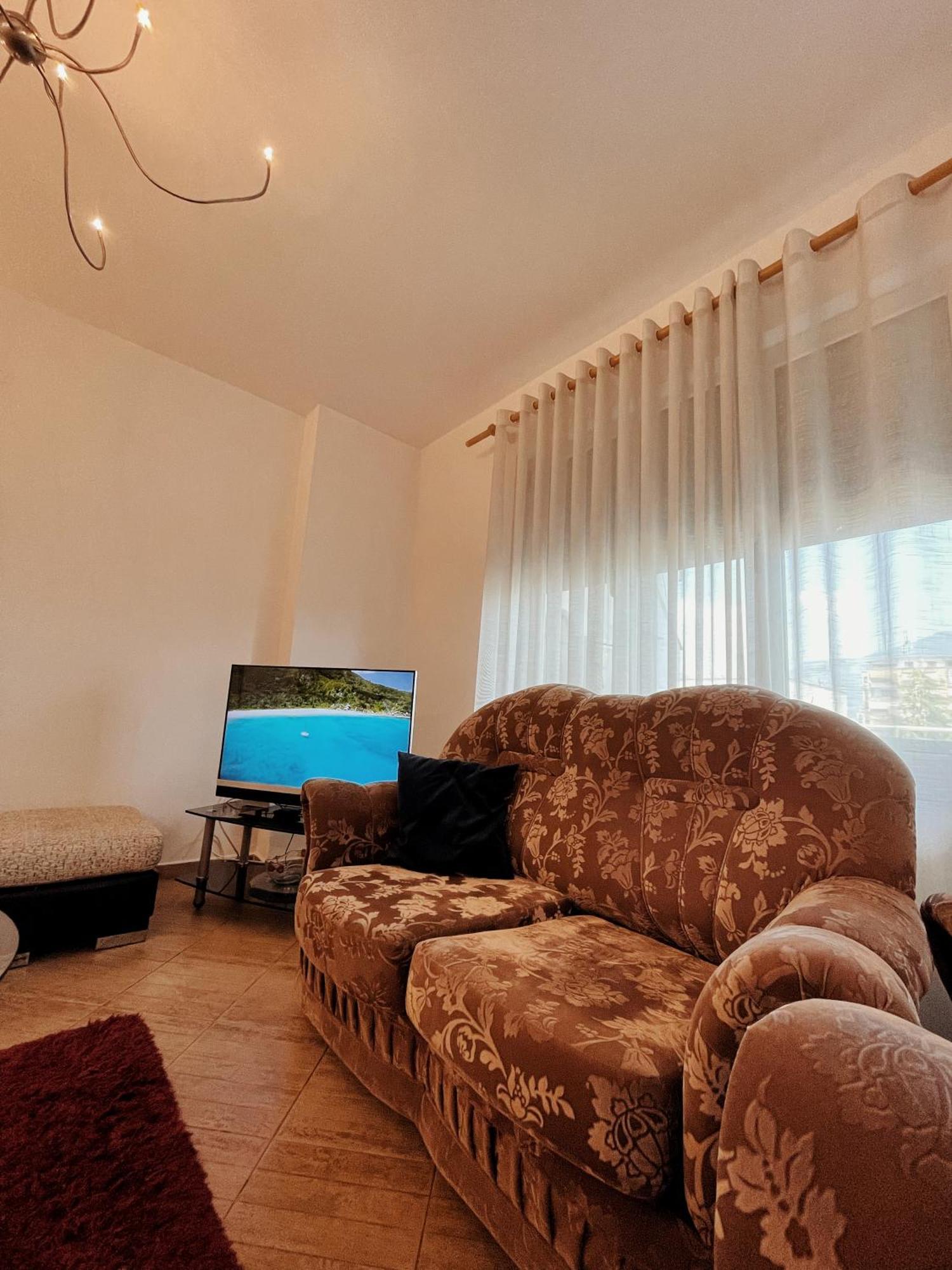 Lovely Apartment Tirana Exterior photo