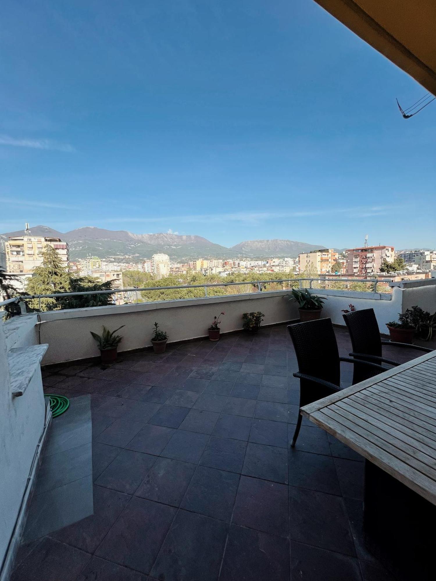 Lovely Apartment Tirana Exterior photo